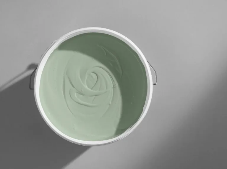 Flügger spand med Avocado farve