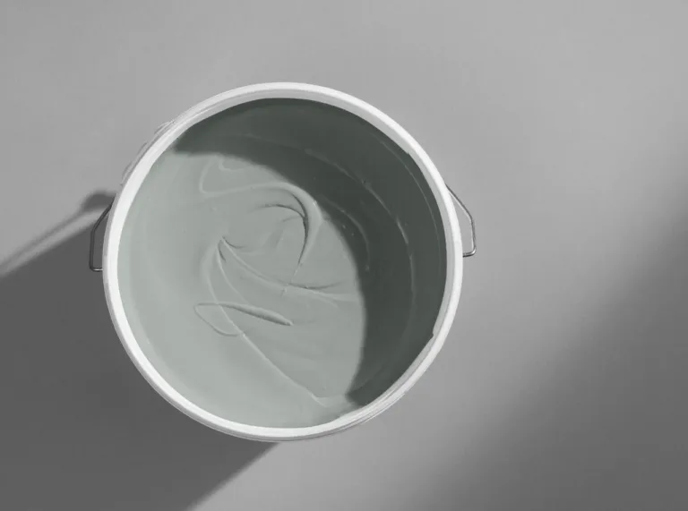 Flügger spand med Dark Teal maling